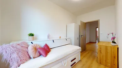 Mieszkania na wynajem, 1-pokojowe, Bratislava-Dúbravka · €350