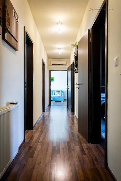 Na predaj 5-izbový byt, 92 m², Bratislava-Podunajské Biskupice