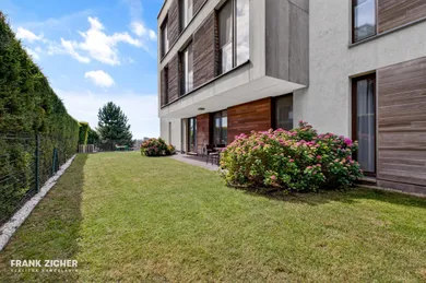 Na predaj 5-izbový byt, 151 m², Bratislava-Nové Mesto