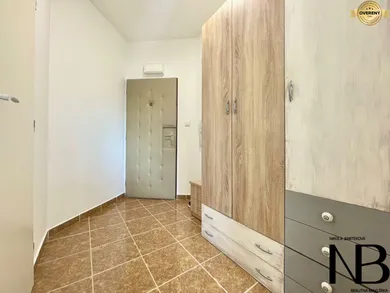 Na prenájom 2-izbový byt, 45 m², Trenčín, Východná