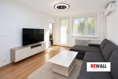 Na prenájom 3-izbový byt, 75 m², Bratislava-Podunajské Biskupice