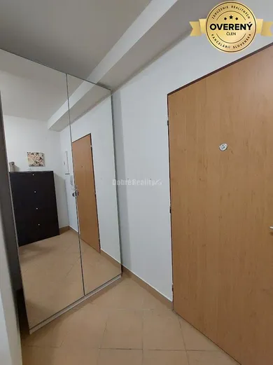 Na prenájom 3-izbový byt, 69 m², Banská Bystrica, Bakossova