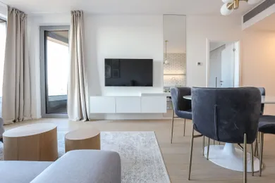 Na predaj 2-izbový byt, 51 m², Bratislava-Staré Mesto, Továrenská