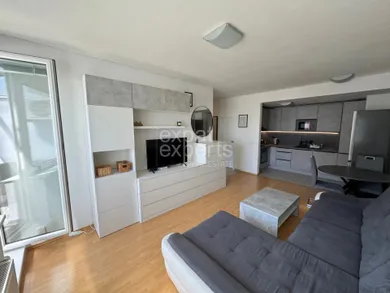 Квартиры в аренду, 2-комнатные, Bratislava-Karlova Ves · €700