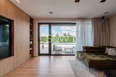 Na predaj dom v Hrubá Borša · €670 000 · Pôvodný stav
