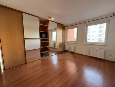 Na predaj 3-izbový byt, 78 m², Ružomberok, Veterná