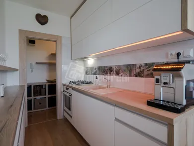 Byty na predaj 3-izbový, Šaľa · €145 900