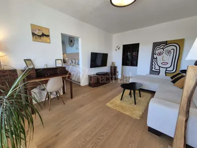 Квартиры на продажу, 3-комнатные, Bratislava-Karlova Ves · €297 900