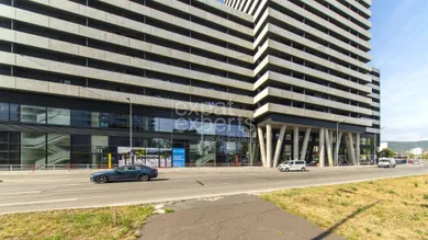 Na prenájom 1-izbový byt, 40 m², Bratislava-Nové Mesto, Bajkalská