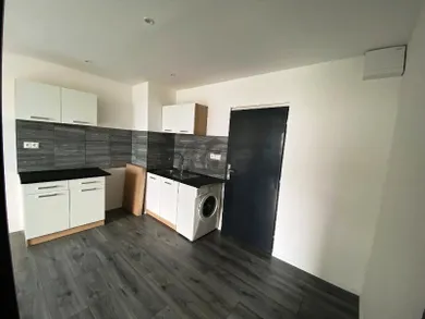 Na predaj 1-izbový byt, 39 m², Bratislava-Vrakuňa, Stavbárska