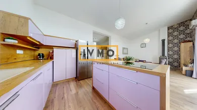 Na predaj 4-izbový dom, 110 m², Slovenský Grob, Dúhová