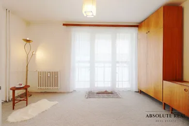 Na prenájom 1-izbový byt, 22 m², Bratislava-Dúbravka