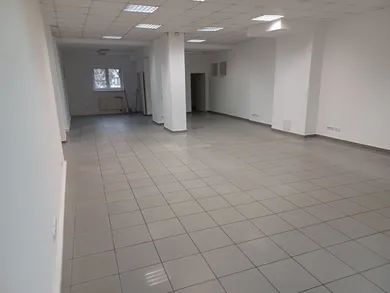 Na prenájom komerčné, 119 m², Prievidza, A. Hlinku