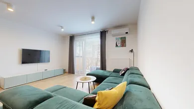 Na predaj 3-izbový byt, 72 m², Trnava, Mikovíniho