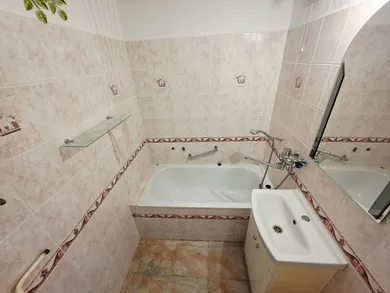 Na predaj 3-izbový byt, 71 m², Košice-Staré Mesto, Dargovská