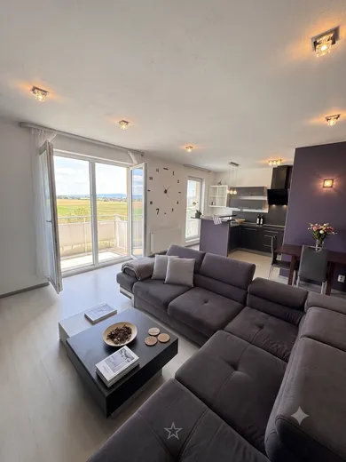 Na predaj 3-izbový byt, 81 m², Senec, Pezinská
