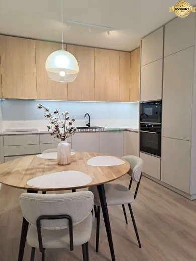 Na prenájom byt v Bratislava-Lamač · €760 · Novostavba