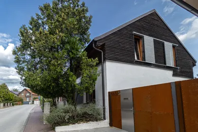 Domy na sprzedaż, Marianka · €498 000