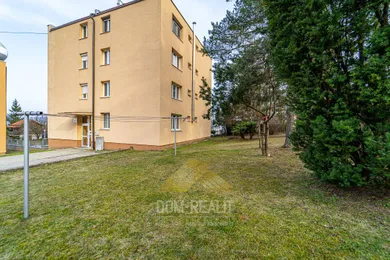 Квартири на продаж, 3-кімнатні, Bratislava-Dúbravka · €195 000