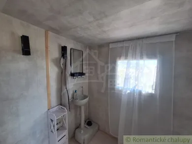 Na predaj rekreačný dom, 15 m², Zvončín
