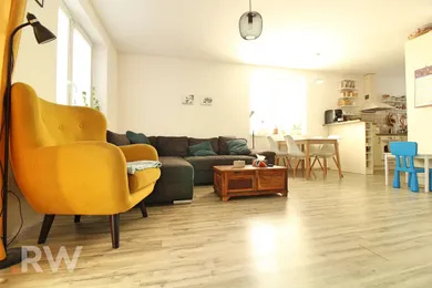 Na predaj 4-izbový byt, 113 m², Veľký Lapáš, Hlavná