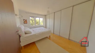 Na predaj 2-izbový byt, 58 m², Sereď, Spádová