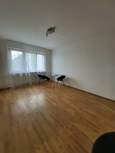 Na prenájom 2-izbový byt, 55 m², Komárno, Košická ul.