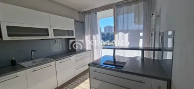Na prenájom 3-izbový byt, 71 m², Banská Bystrica