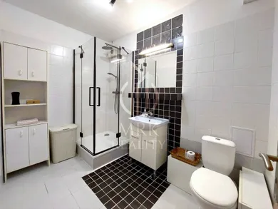 Mieszkania na sprzedaż, 4-pokojowe, Bratislava-Petržalka · €339 000