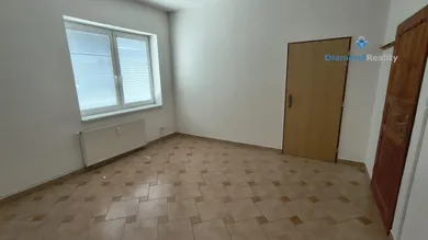 Obiekty na wynajem, Nitra · €250