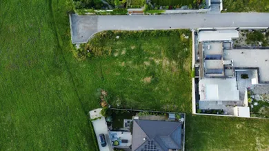 Na predaj pozemok, 122 m², Hôrky