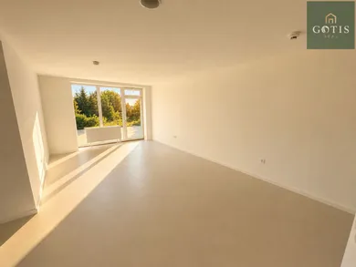 Na predaj byt, 79 m², Prešov, Zlatobanská