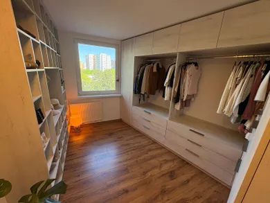Na predaj 4-izbový byt, 83 m², Bratislava-Devínska Nová Ves