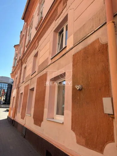 Komerčné priestory na prenájom, Poprad · €450