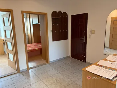 Na predaj 3-izbový byt, 64 m², Dubnica nad Váhom, Pod Hájom