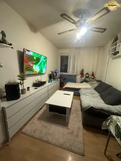 Na predaj 1-izbový byt, 40 m², Bratislava-Vrakuňa, Stavbárska