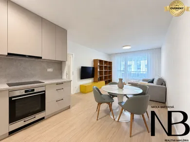 Na prenájom 2-izbový byt, 60 m², Trenčín, halalovka