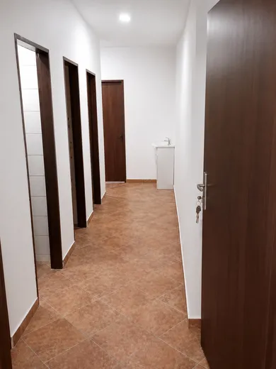 Na prenájom komerčné, 18 m², Košice-Staré Mesto, Mäsiarska