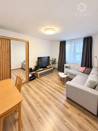 Na prenájom 1-izbový byt, 30 m², Trnava, Tehelná