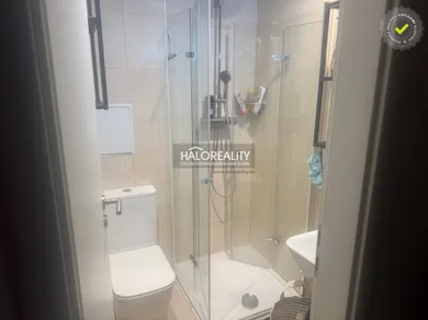 Na prenájom 1-izbový byt, 34 m², Bratislava-Ružinov