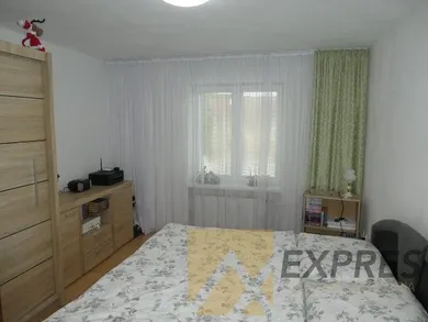 Na predaj 2-izbový byt, 53 m², Handlová, 29. augusta