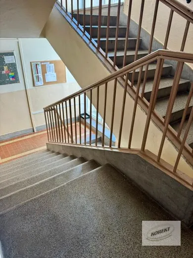 Na predaj 2-izbový byt, 68 m², Nové Zámky, M. R. Štefánika