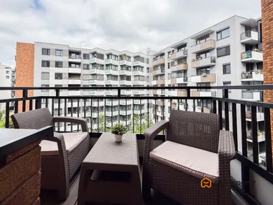 Byty na prenájom 2-izbový, Bratislava-Staré Mesto · €270 000