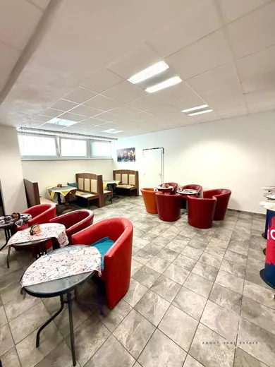 Na prenájom objekt, 540 m², Banská Bystrica, Starohorská