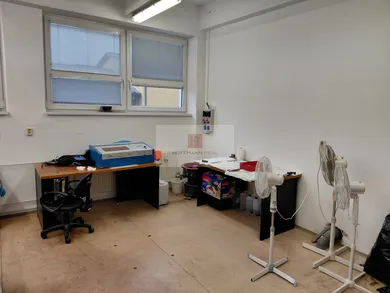 Komerčné priestory na prenájom, Bratislava-Rača · €450