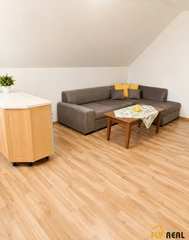 Na prenájom 2-izbový byt, 60 m², Sereď, SNP