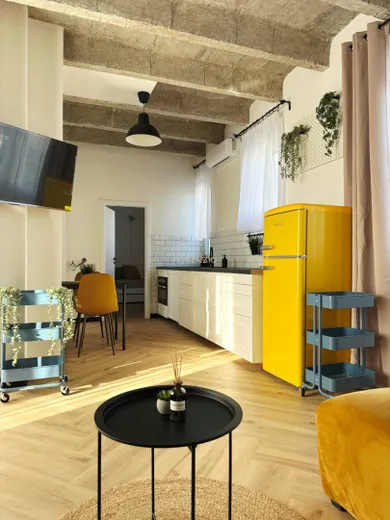 Na prenájom byt v Bratislava-Staré Mesto · €1 000 · Dokončené
