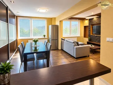 Квартири в оренду, 2-кімнатні, Partizánske · €490