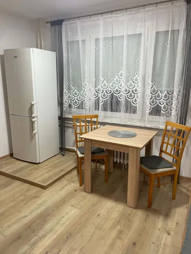Na prenájom 1-izbový byt, 38 m², Brezno, Československej armády