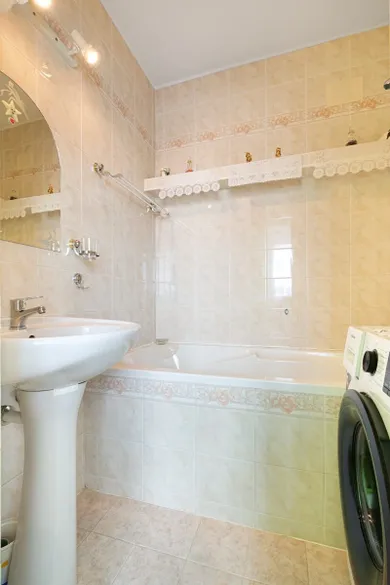 Na predaj 3-izbový byt, 68 m², Dunajská Streda, Veľkoblahovská Cesta
